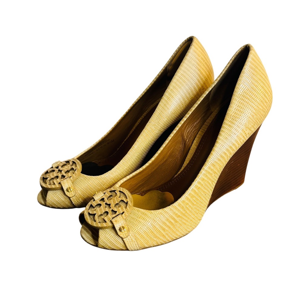 Tory Burch Beige Tan Lizard Embossed Leather Peep Toe Wedge Pumps Logo 8.5M - Picture 8 of 8